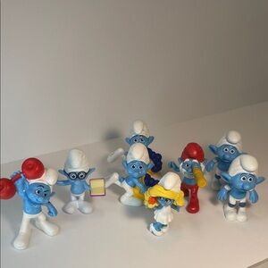 Smurfs Blue and White Toy Set